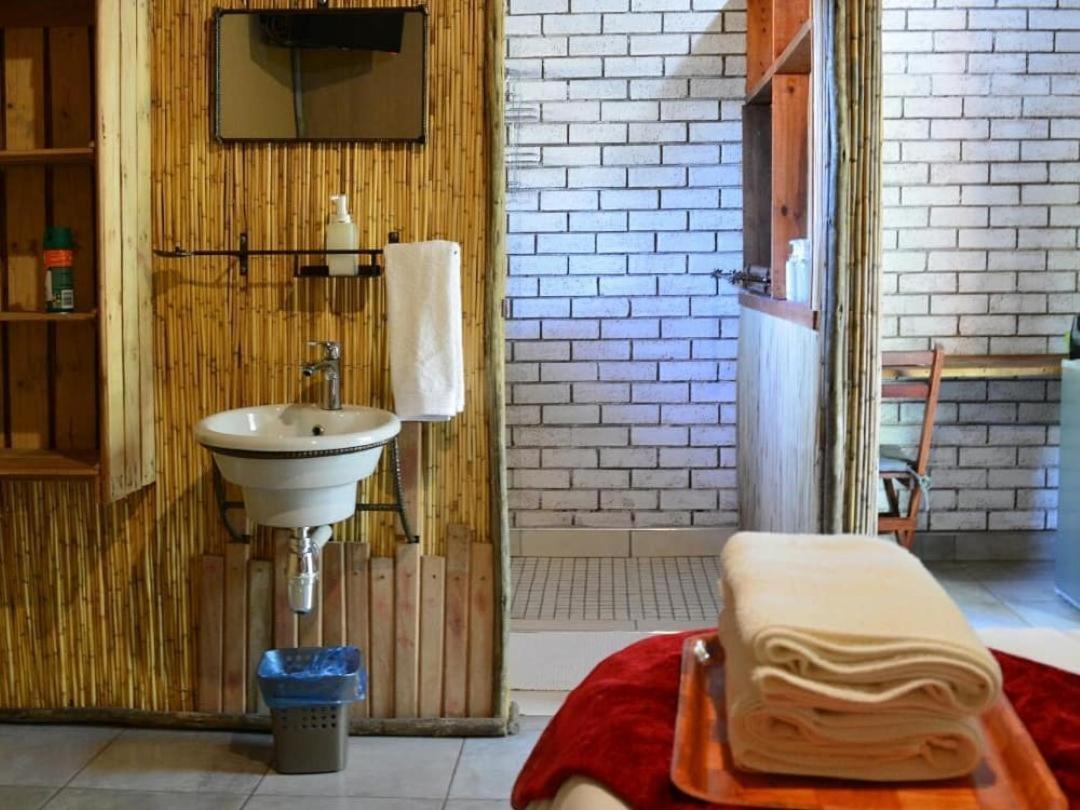 Nxabii Cottages Kasane Rum bild